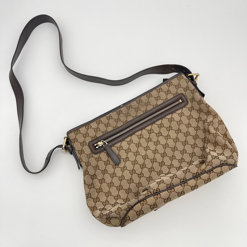 Authentic GUCCI Shoulder Cross Body Bag GG Canvas &  Leather- Free Gift
